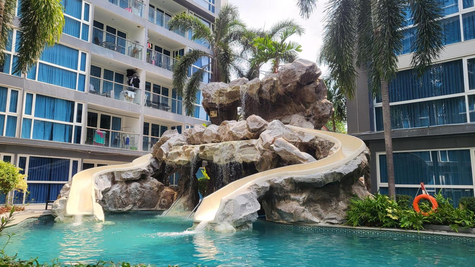 Centara Avenue Residence By Patsamon Pattaya Exterior foto